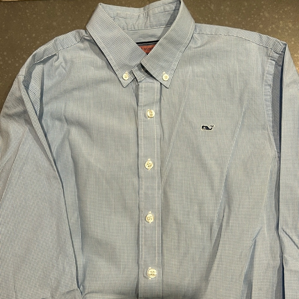 Vineyard Vines Whale Shirt Boys size Large (16-18)